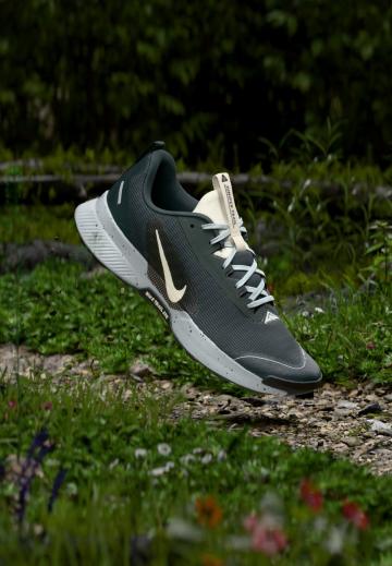 Беговые кроссовки