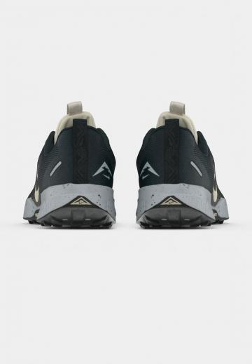 Беговые кроссовки