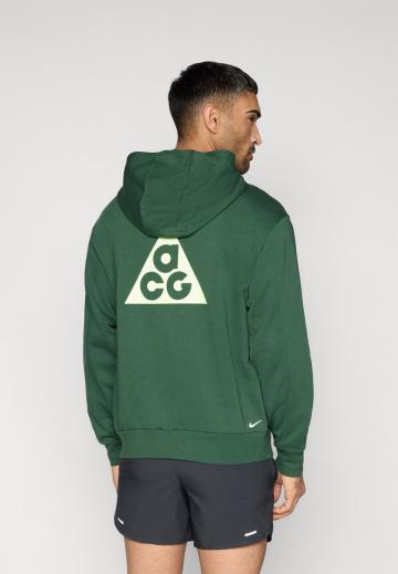 Спортивная кофта