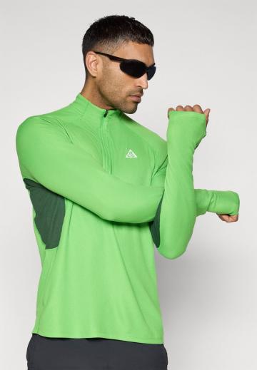 Спортивная майка