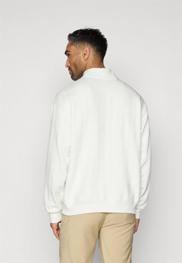 Спортивная кофта