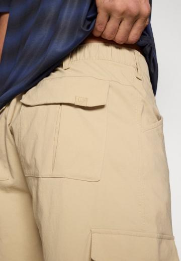 Спортивные штаны