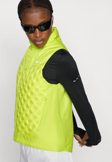 Пуховой жилет