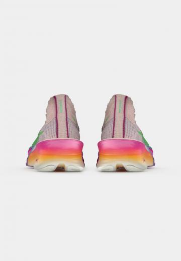 Беговые кроссовки