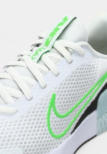 Тренировочные кроссовки