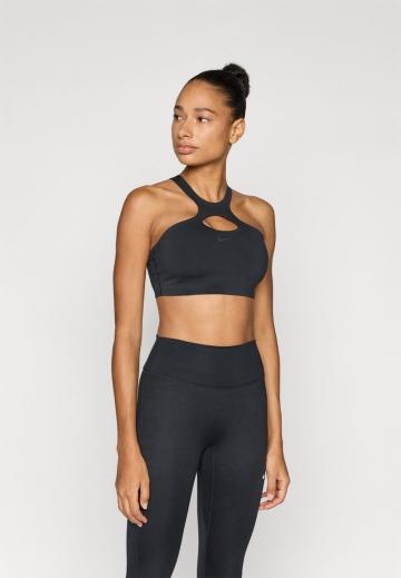 Спортивный бюстгальтер