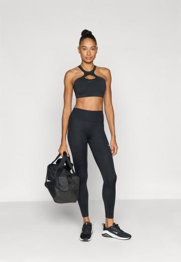 Спортивный бюстгальтер