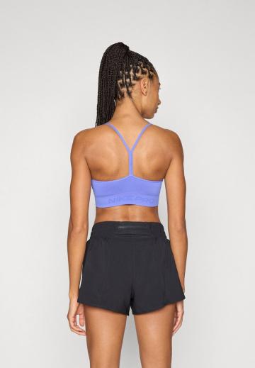 Спортивный бюстгальтер