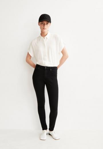 Узкие джинсы