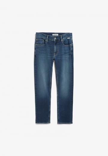 Узкие джинсы