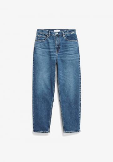 Узкие джинсы