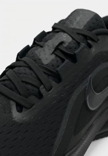 Беговые кроссовки