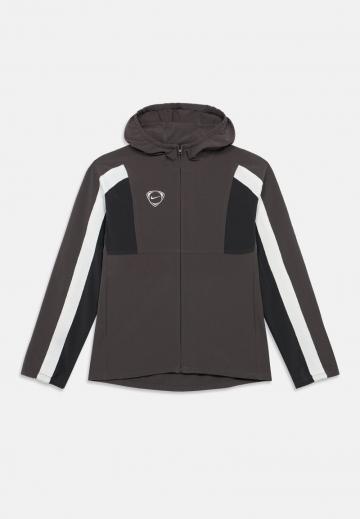 Спортивная куртка