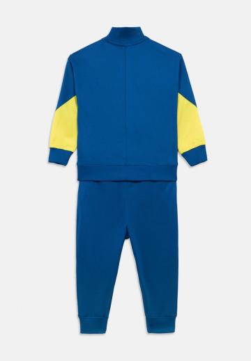 Набор одежды