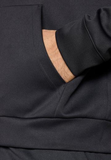 Спортивная куртка