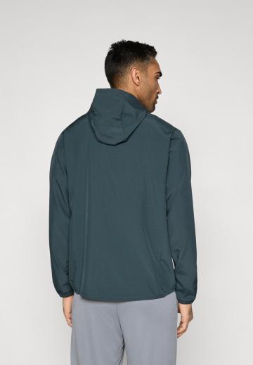 Куртка-дождевик