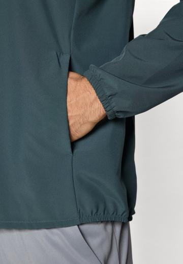 Куртка-дождевик