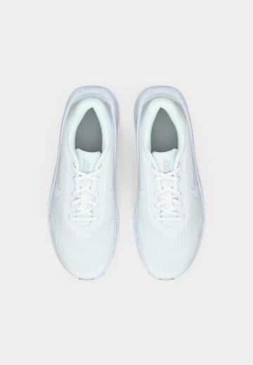 Тренировочные кроссовки