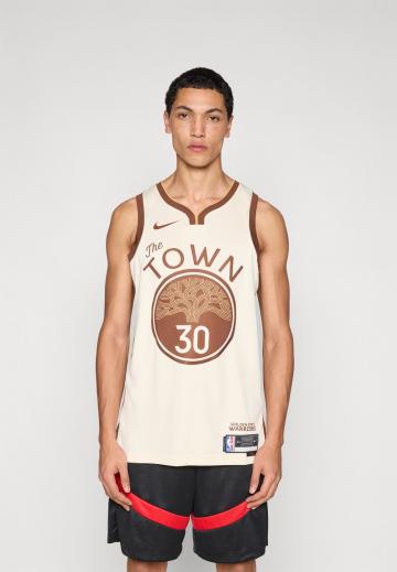 Спортивная форма