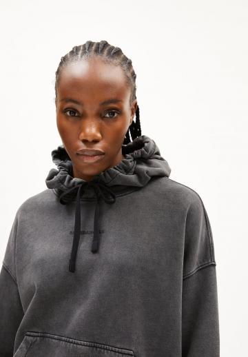 Пуловер с капюшоном