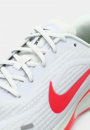 Беговые кроссовки