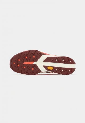 Беговые кроссовки