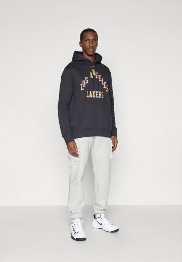 Спортивная кофта