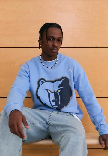 Спортивная кофта