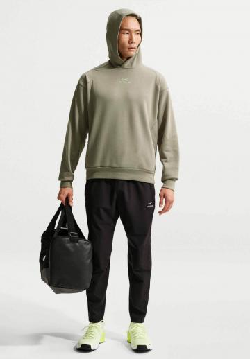 Спортивная кофта