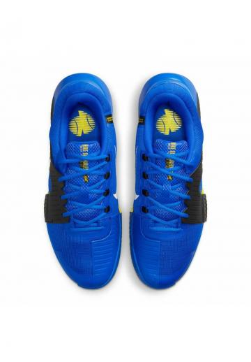 Теннисные кроссовки