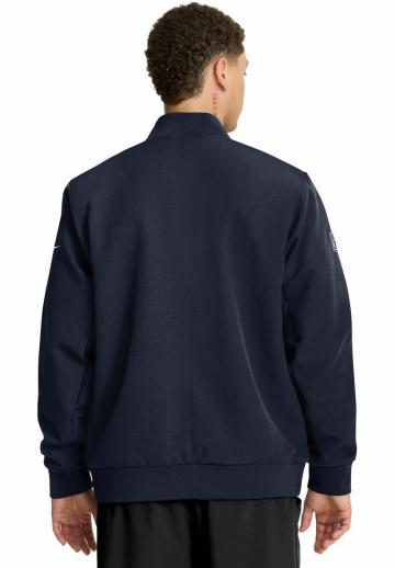 Спортивная куртка