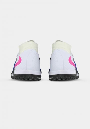 Футбольные бутсы