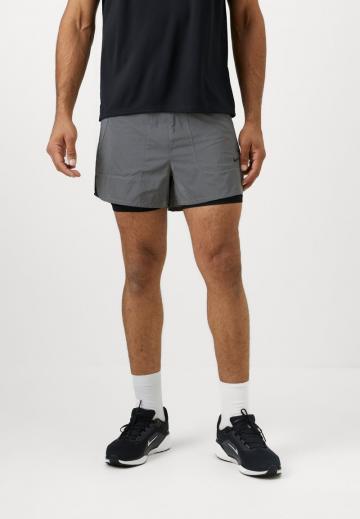 Спортивныве шорты