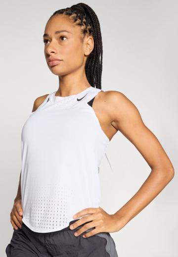 Спортивный топ