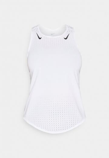 Спортивный топ