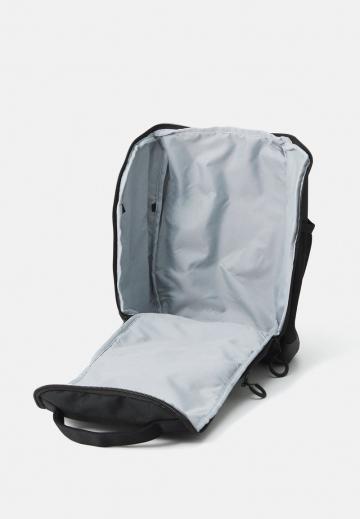 Спортивная сумка