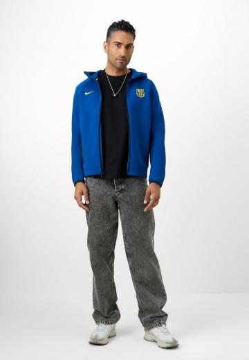 Спортивная кофта