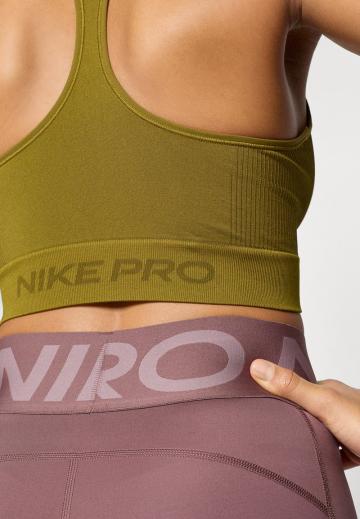 Спортивный топ