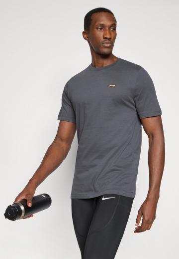 Спортивная майка