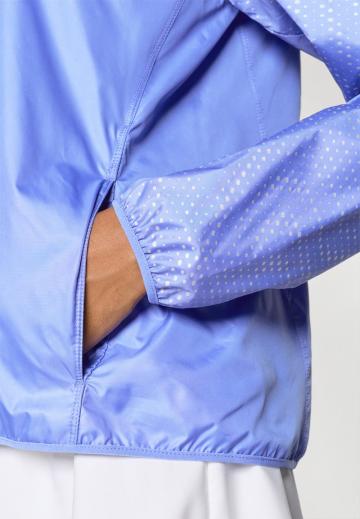 Спортивная куртка