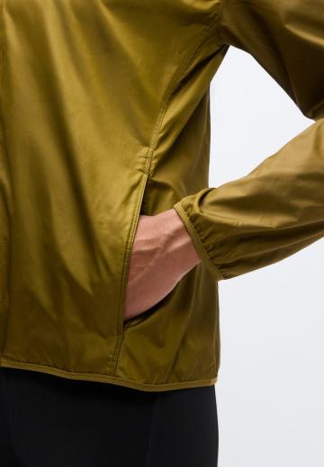 Спортивная куртка