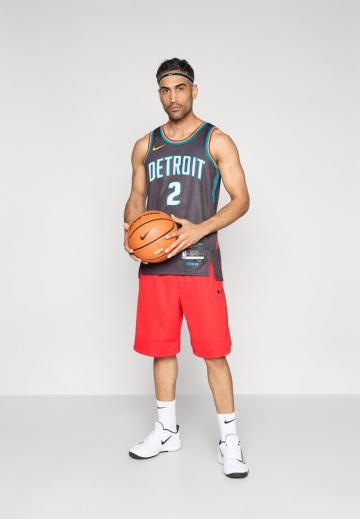 Спортивная форма