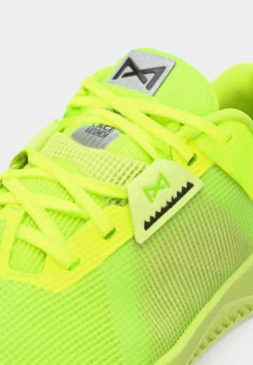 Тренировочные кроссовки