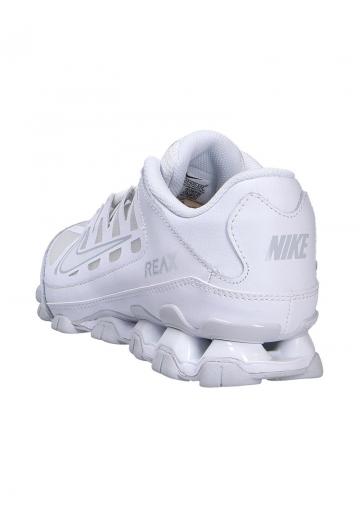 Тренировочные кроссовки