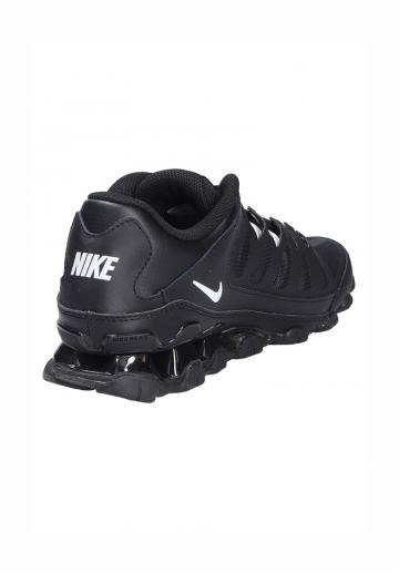 Тренировочные кроссовки