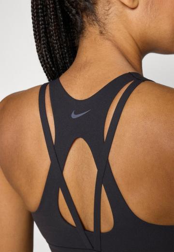 Спортивный бюстгальтер