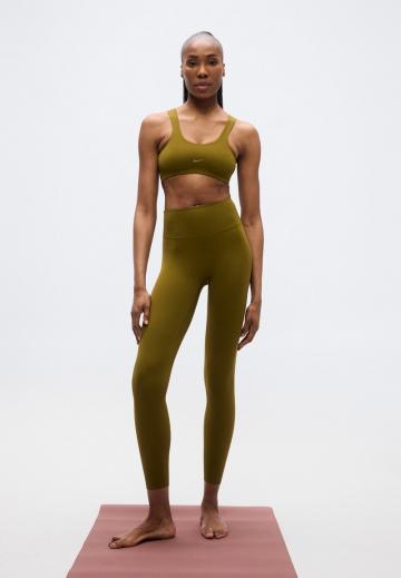 Спортивный бюстгальтер