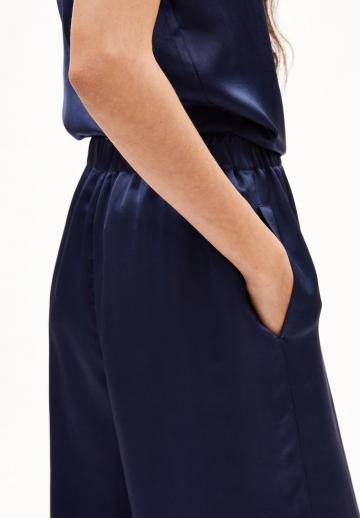 Прямые брюки