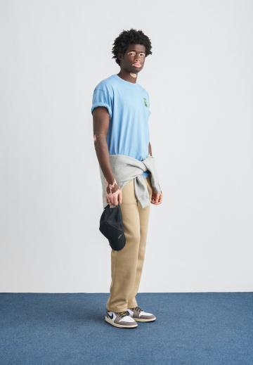 Спортивные штаны