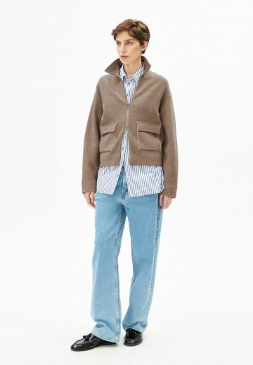 Вязаная кофта